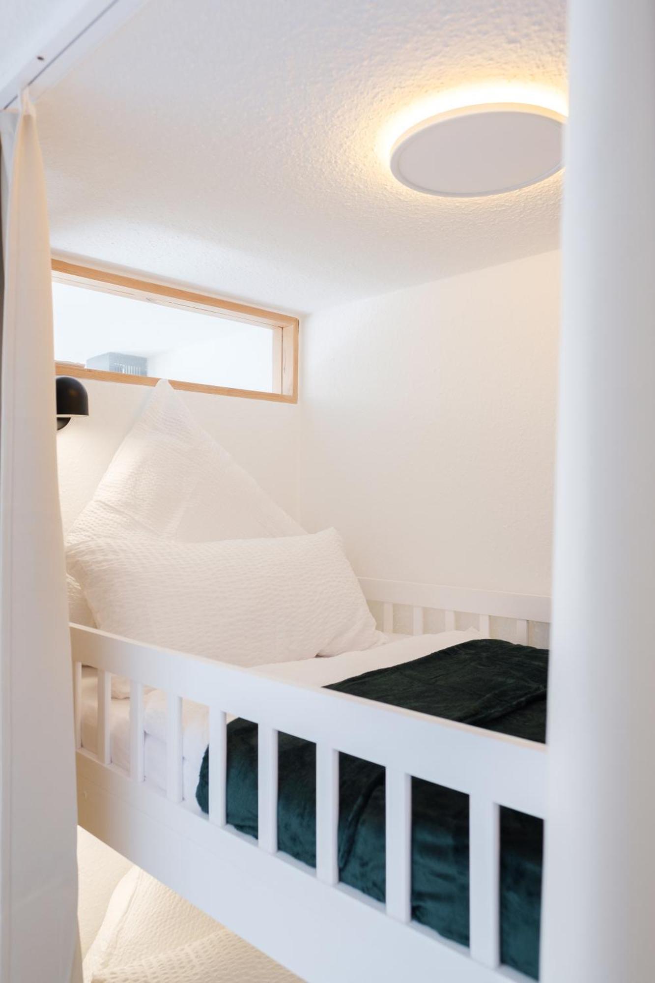 Teningen Blackforest Hideaway, Freiburg, Europapark, Schwarzwald מראה חיצוני תמונה