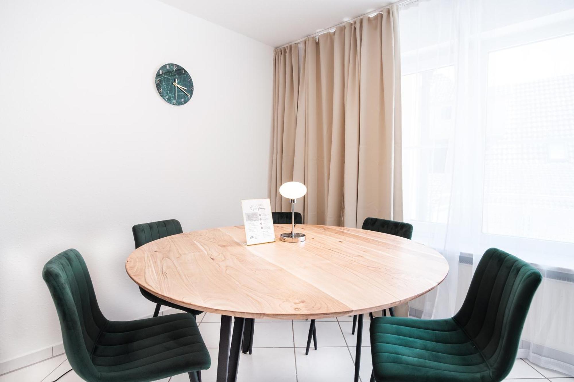 Teningen Blackforest Hideaway, Freiburg, Europapark, Schwarzwald מראה חיצוני תמונה