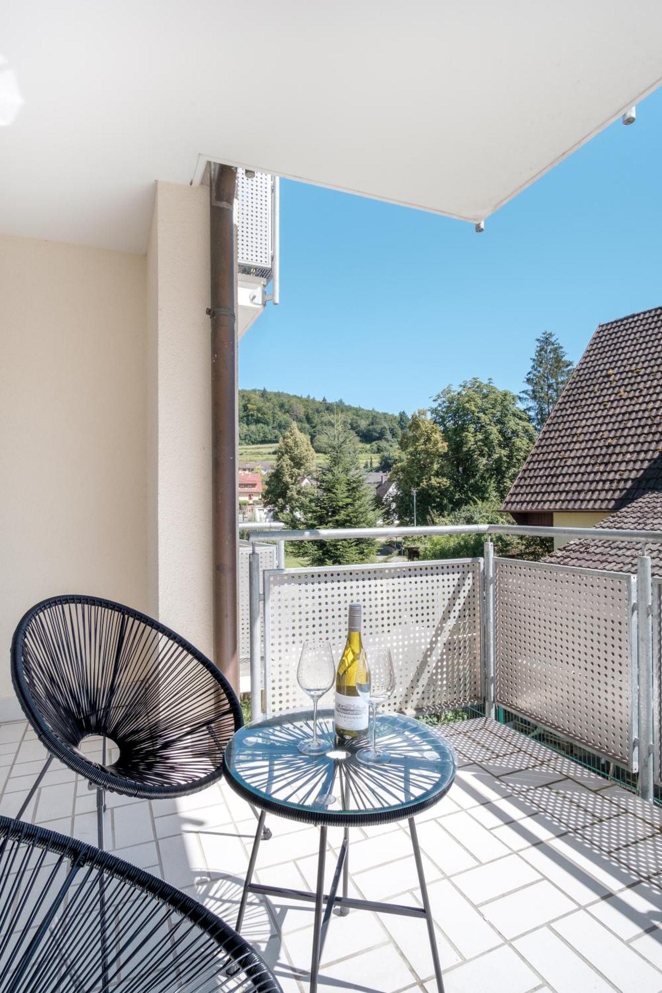Teningen Blackforest Hideaway, Freiburg, Europapark, Schwarzwald מראה חיצוני תמונה